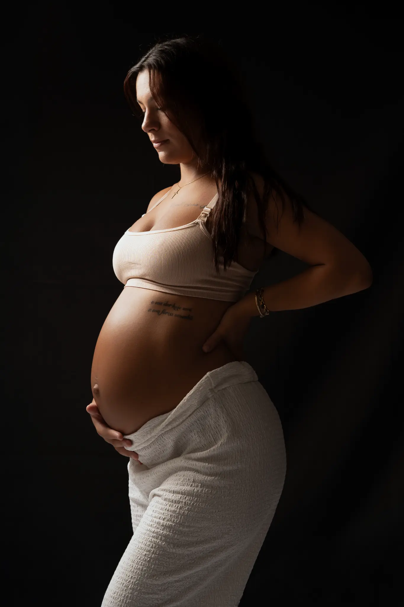 Grossesse — Douceur ivoire — photographie CLIC & PRINT à Rouen